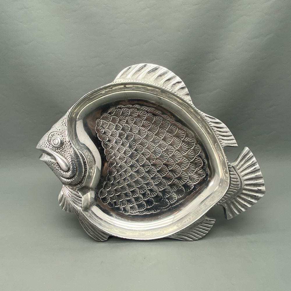Vintage Cast Metal Aluminum Fish Platter Tray Dish Jewelry Trinket Candy Bowl